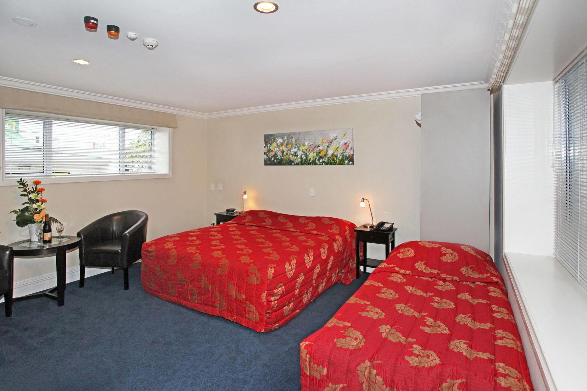 Tuakau Hotel Exterior foto